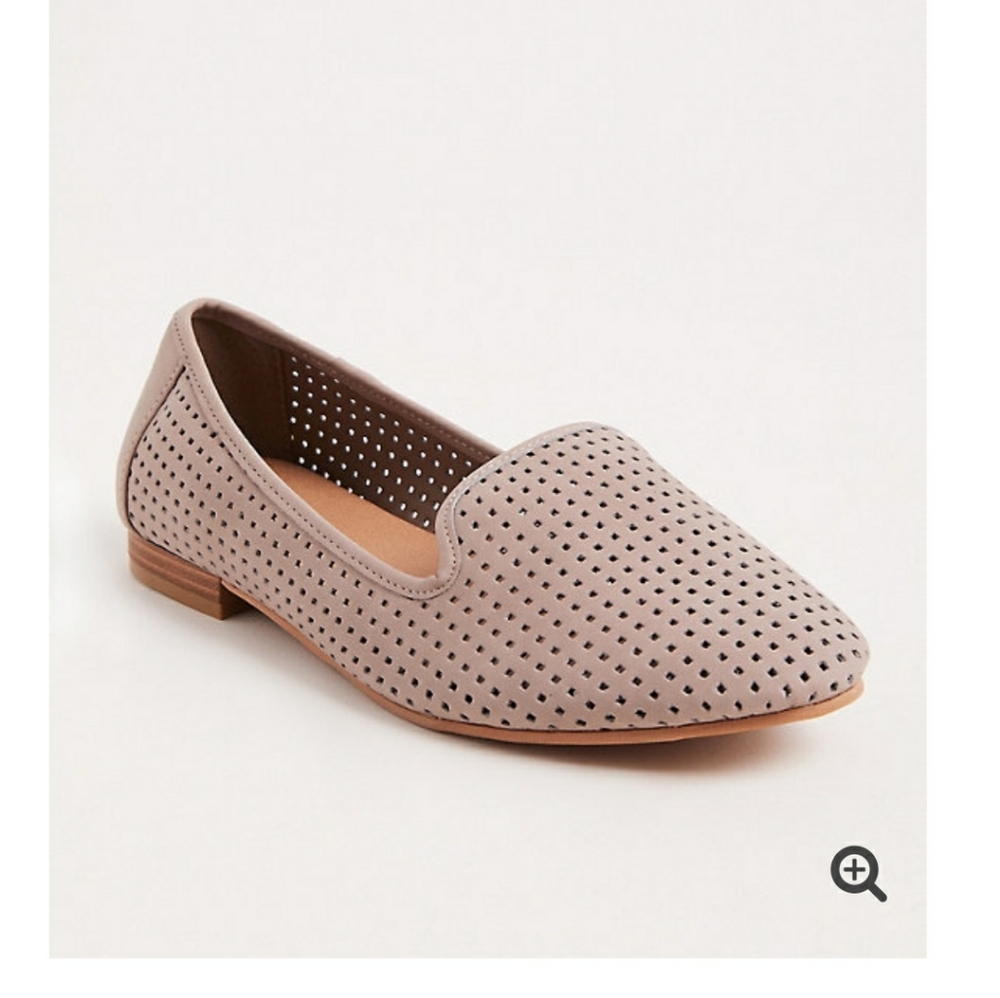 Taupe perforated flats size 13w.